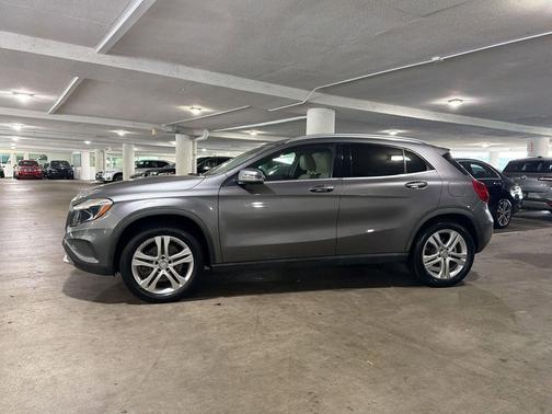 Polar Silver Metallic 2016 Mercedes-Benz GLA-Class GLA 250