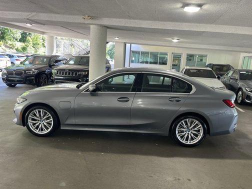 2024 BMW 330e Base