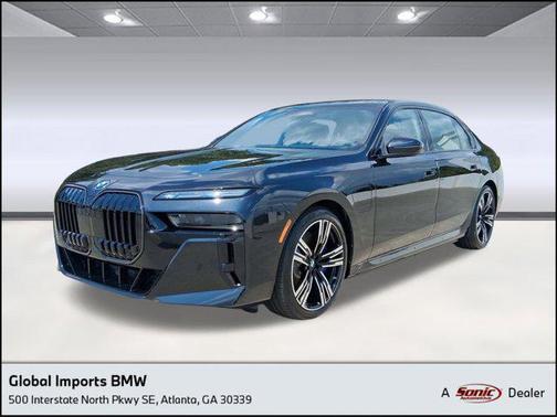 2026 BMW 750e i xDrive