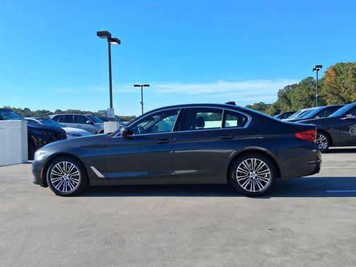 2019 BMW 530 i