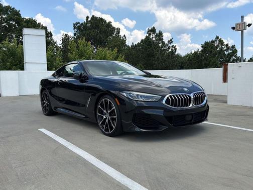Black Sapphire Metallic 2022 BMW 840 i