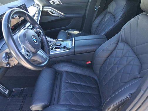 2024 BMW X6 xDrive40i