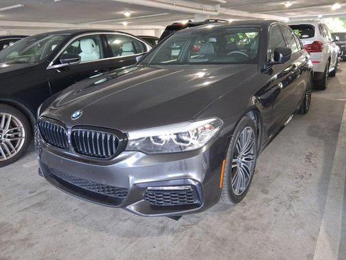 2018 BMW 540 540i