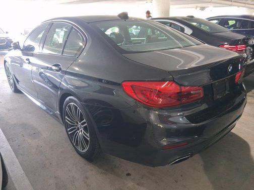 2018 BMW 540 540i