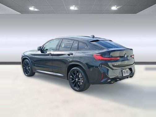 2023 BMW X4 xDrive30i