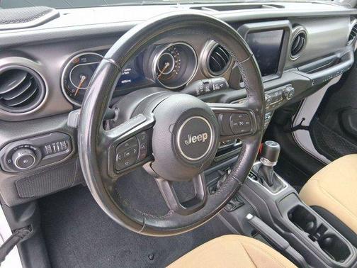 2022 Jeep Wrangler Willys