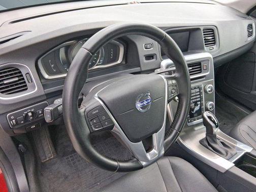 2015 Volvo S60 T5 Premier