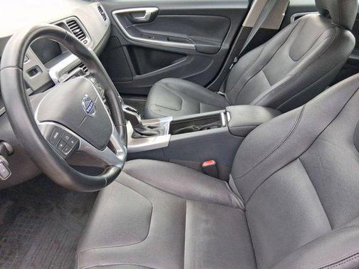 2015 Volvo S60 T5 Premier