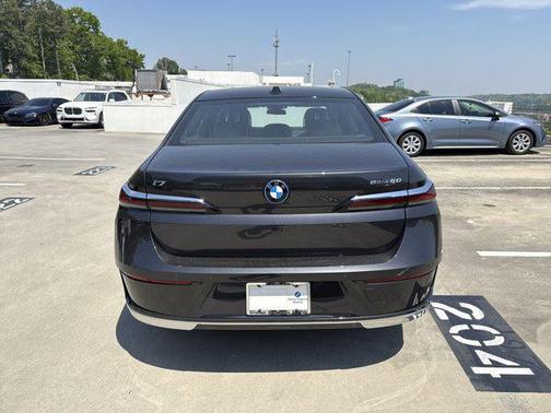 2025 BMW i7 eDrive50