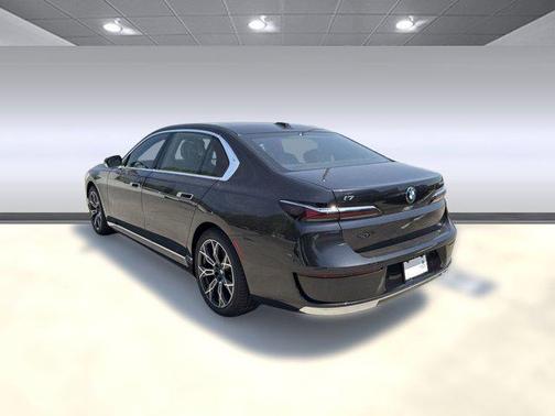 2025 BMW i7 eDrive50