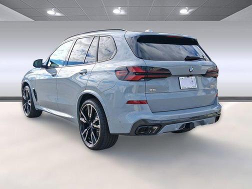 2026 BMW X5 M60i