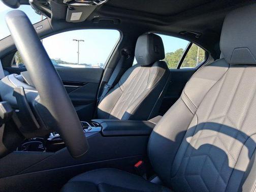 2025 BMW 530 i