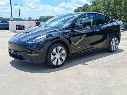 2022 Tesla Model Y Long Range Dual Motor All-Wheel Drive