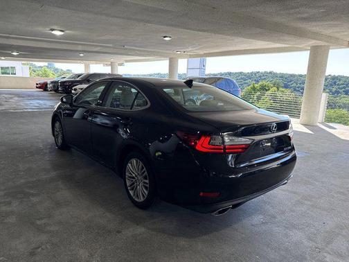 2016 Lexus ES 350 Base