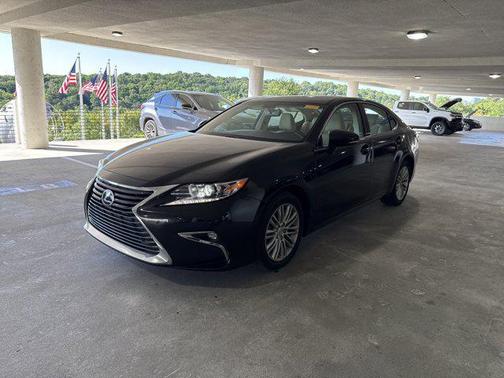 2016 Lexus ES 350 Base
