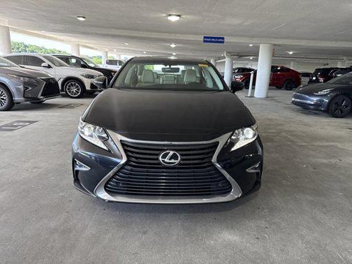 2016 Lexus ES 350 Base