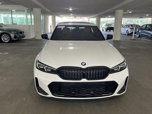 2024 BMW 330 i