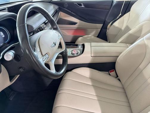 Savile Silver 2022 Genesis G80 2.5T AWD
