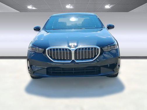 2026 BMW 530 i
