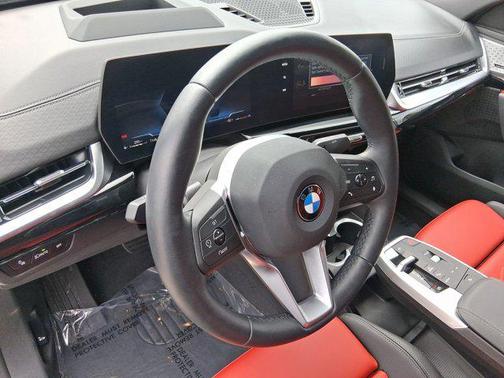 2025 BMW X2 xDrive28i