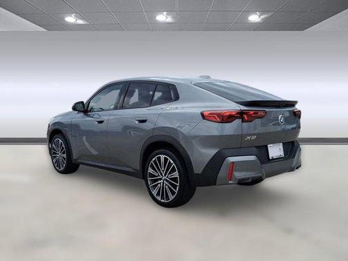 2025 BMW X2 xDrive28i