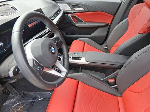 2025 BMW X2 xDrive28i