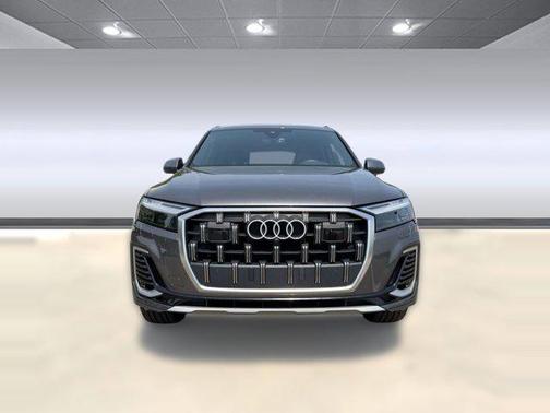 2025 Audi Q7 45 Premium