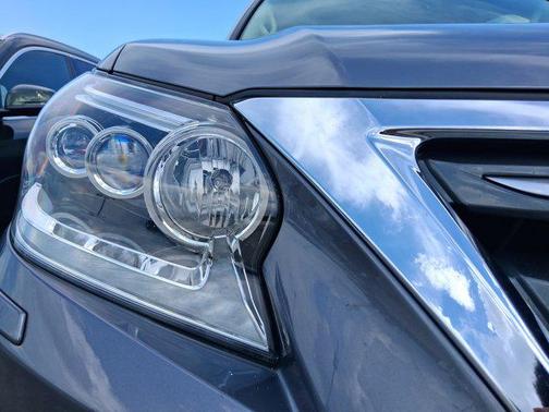 2017 Lexus GX 460 Base