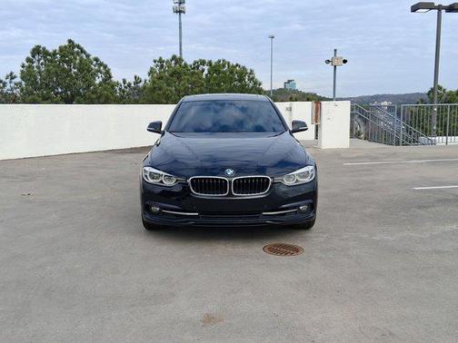 2018 BMW 330 330i
