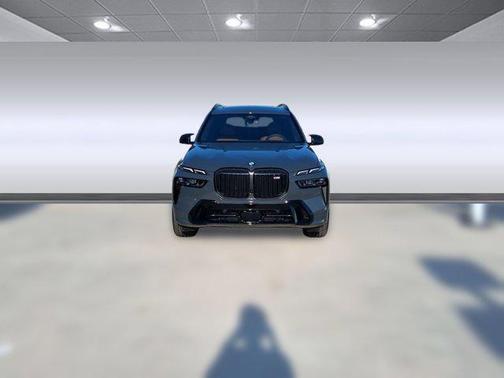 2026 BMW X7 M60i