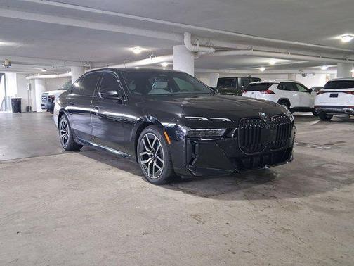 2024 BMW 760 xDrive