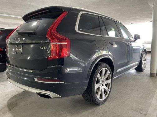 2019 Volvo XC90 T6 Inscription