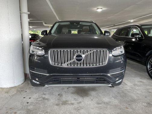 2019 Volvo XC90 T6 Inscription