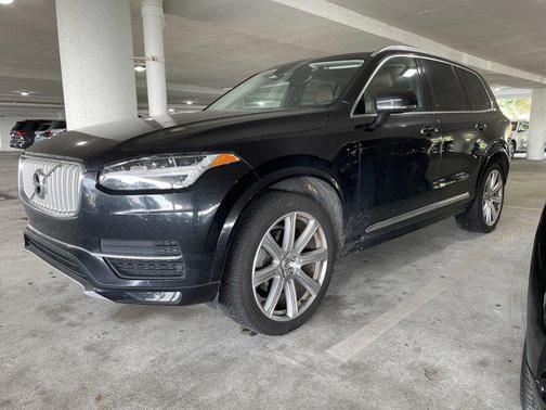 2019 Volvo XC90 T6 Inscription