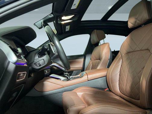 2023 BMW X6 xDrive40i