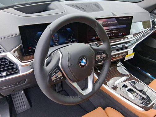 Manhattan Green Metallic 2026 BMW X5 sDrive40i
