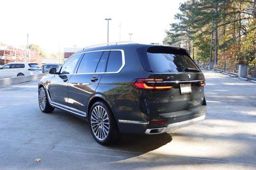 2025 BMW X7 xDrive40i