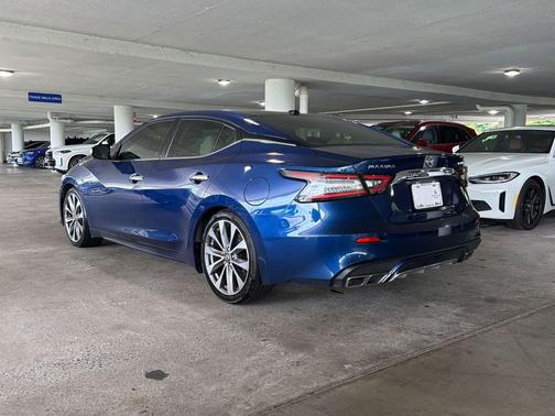 Deep Blue Pearl 2022 Nissan Maxima 3.5 Platinum