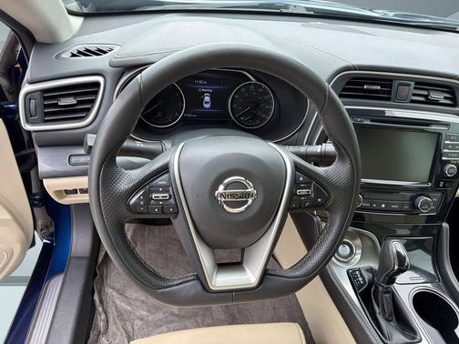 Deep Blue Pearl 2022 Nissan Maxima 3.5 Platinum