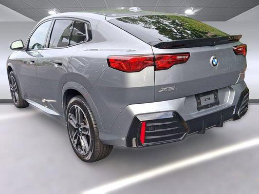 2025 BMW X2 xDrive28i
