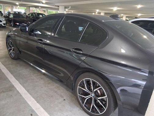 2021 BMW 540 540i