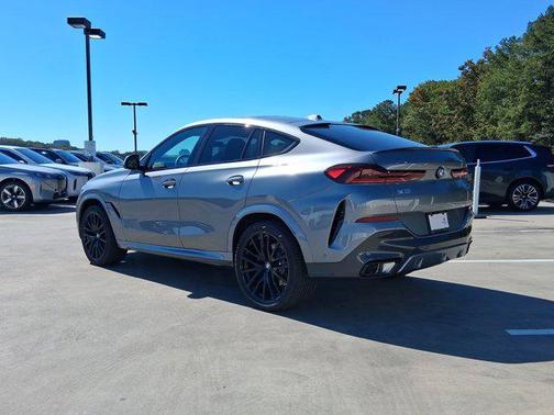 2026 BMW X6 xDrive40i