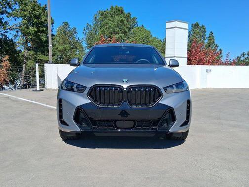 2026 BMW X6 xDrive40i