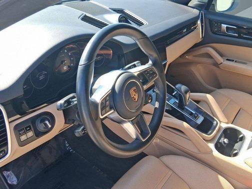 2021 Porsche Cayenne Cayenne