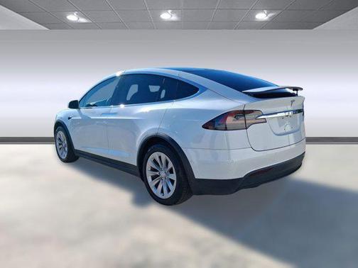 2021 Tesla Model X Long Range Plus Dual Motor All-Wheel Drive