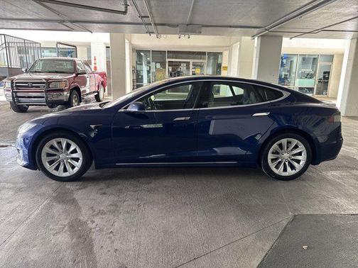 2017 Tesla Model S 75