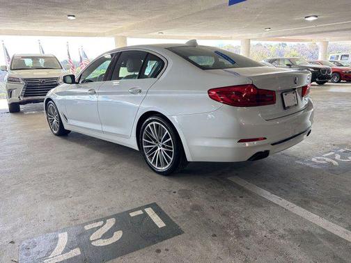 2018 BMW 540 540i