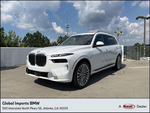 Mineral White Metallic 2027 BMW X7 xDrive40i