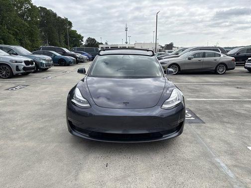 2019 Tesla Model 3 Mid Range