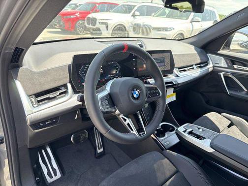 2025 BMW X2 M35i